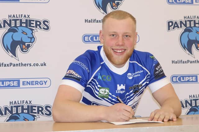 Will Calcott has signed a new contract at Halifax Panthers.
