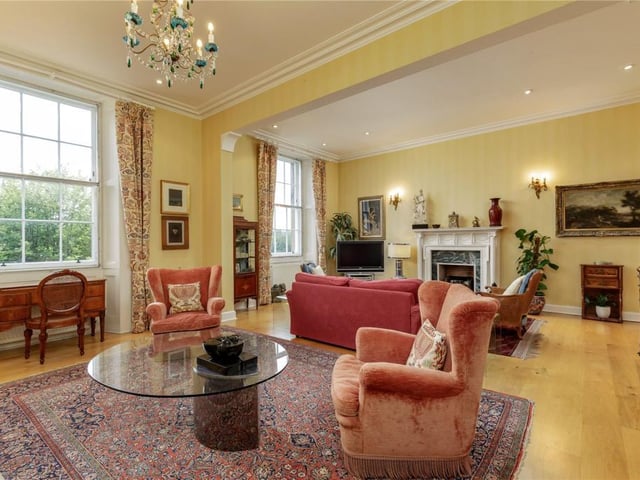 Drawing room.
