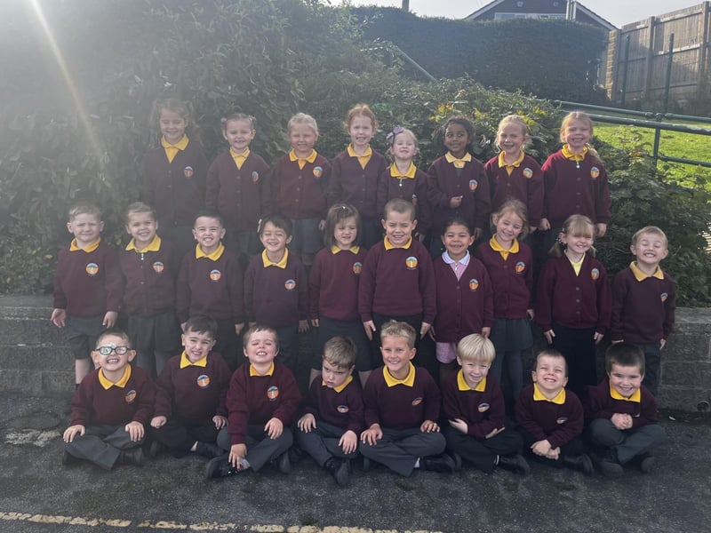 Old Earth Primary School, Elland. Class 2.