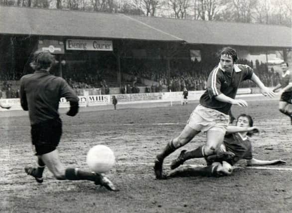 Bobby Hoy in action v Crewe, 26 March 1977.