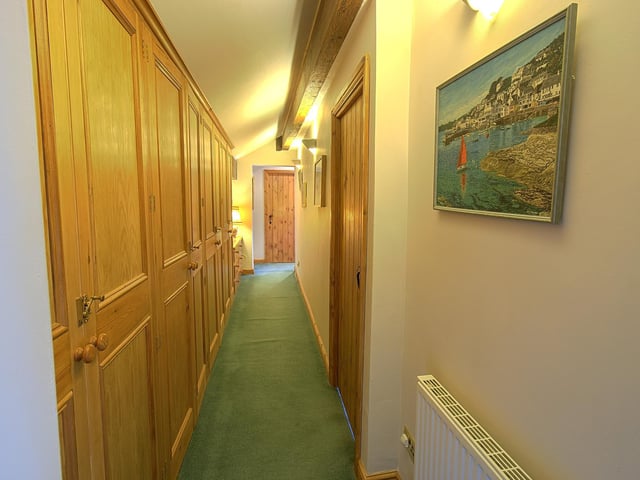 A quaint and attractive interior