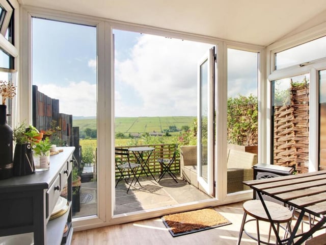 Garden dining room.