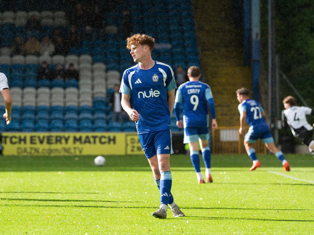 His delivery from set-pieces was poor, but did some nice one-twos in open play and got better as the game went on - 7/10