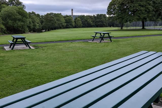 Picnic seating in Shroggs Park