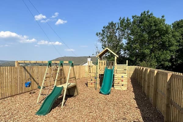 The Shepherd's Rest Inn in Todmorden has an outdoor play area available to customers when it is open