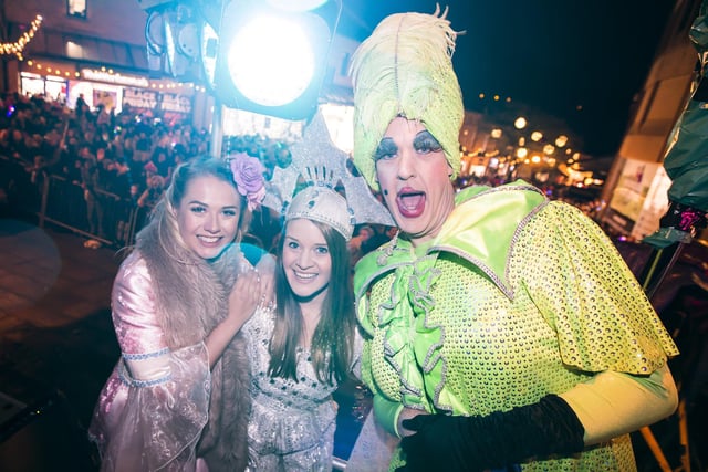 Victoria Theatre panto Aladdin stars at the Halifax Christmas lights switch-on in 2017