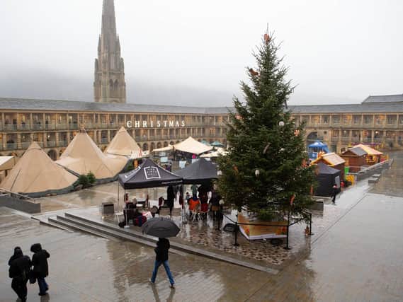 The Christmas Market at the Piece Hall