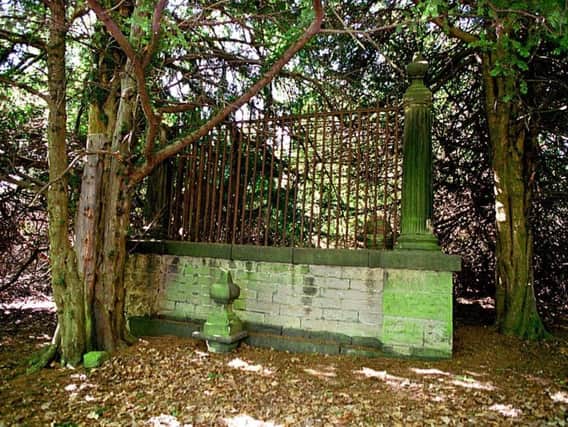 The reputed grave of Robin Hood