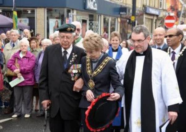 D-Day Veteran Stan Taylor pays his respects with the Mayor of Calderdale Ann Martin