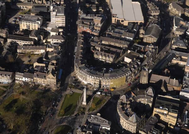 tis  The town centre area of Harrogate aerial.  091109M1s.