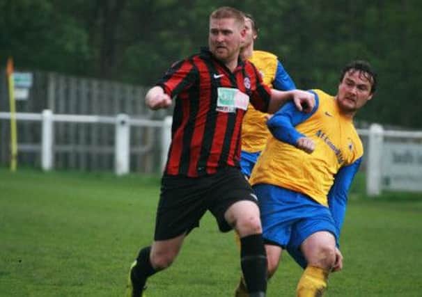 Shelf Utd v Ovenden WR
Hx HA Sat Cup final won by Ovenden 4-0

Andy Bailey (Ovenden, left) and Jonathan Farrell