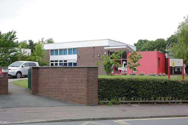 Castlefield Infant School, Rastrick.
