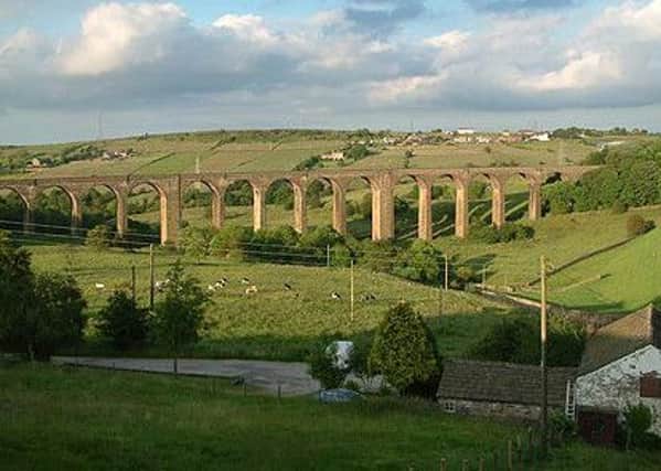 View over Hewenden reservoir and viaduct. Photographer : Allan Friswell