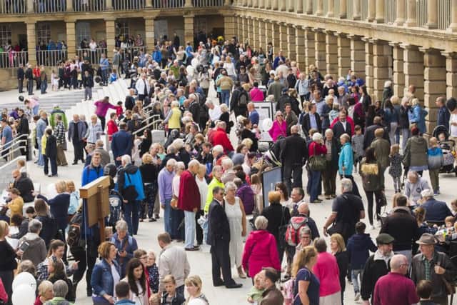 Simply packed - the new-look Piece Hall fills up