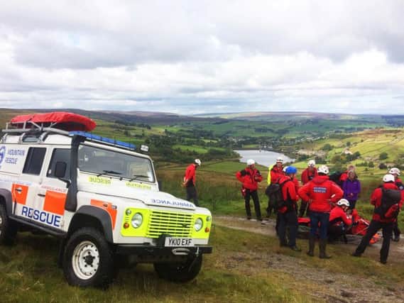 Calder Valley Search and Rescue Team near to Thornton Moor Reservoir